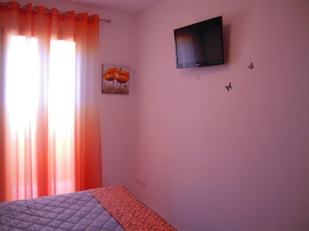 Orchidea Apartment Badesi Ngoại thất bức ảnh